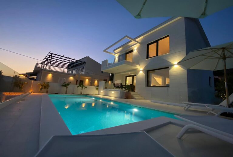 Photos of Dubrovnik Villa Turquoise evening